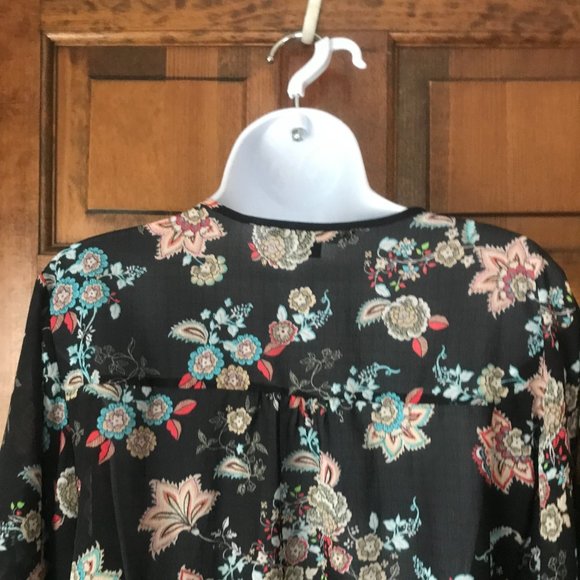 Zac & Rachel Black w/Colorful Flowers Pullover Blouse w/Butterfly Sleeves Large - Picture 12 of 15